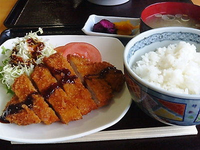 ロースカツ定食